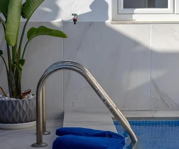 Rooftop In By Costarentals - Ref 59 *