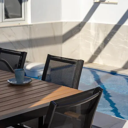 Rooftop In By Costarentals - Ref 59 דירה *